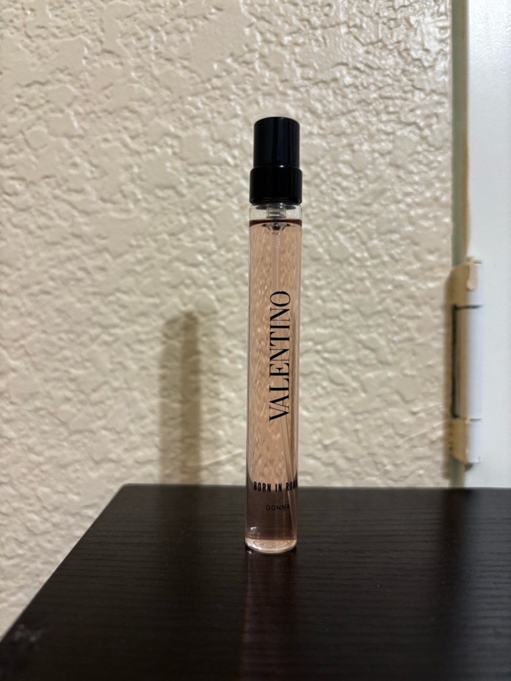 Valentino Born in Roma Donna 10ml - Travel Spray NEW